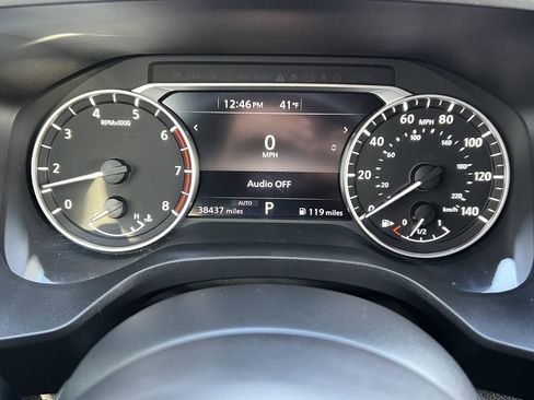 Used 2024 Nissan Rogue SV image 28