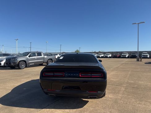 Used 2023 Dodge Challenger SXT image 19