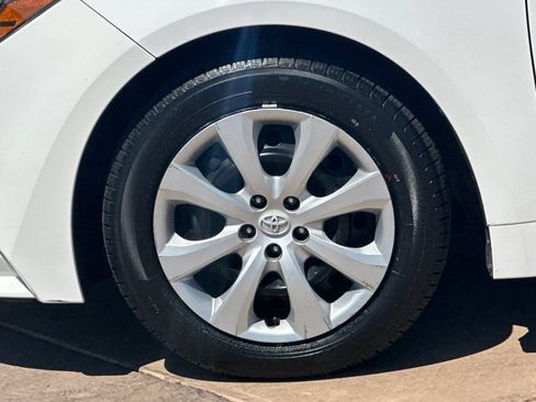Certified 2024 Toyota Corolla LE FWD image 31