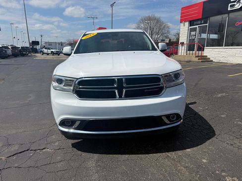 Used 2019 Dodge Durango SXT image 2