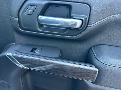 Used 2023 Chevrolet Silverado 3500 LTZ w/ Gooseneck/5TH Wheel Package image 21