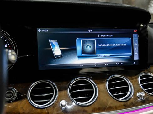 Used 2018 Mercedes-Benz E 300 image 27