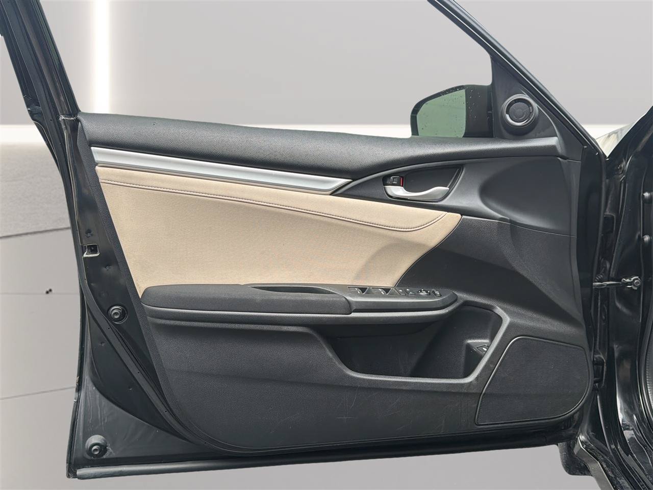 Used 2017 Honda Civic EX image 15