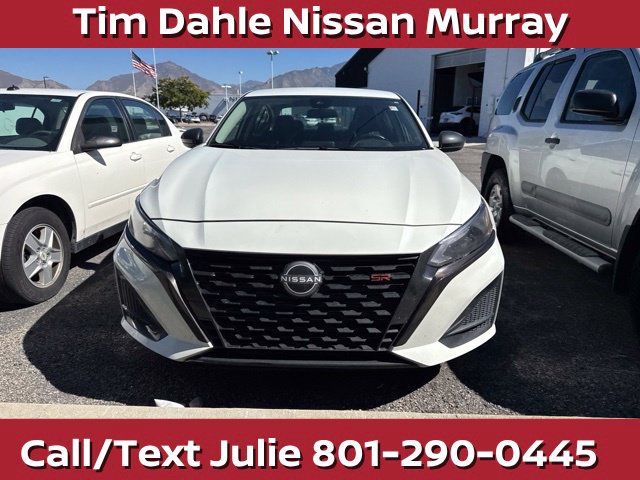 Used 2023 Nissan Altima 2.5 SR AWD/4WD image 5