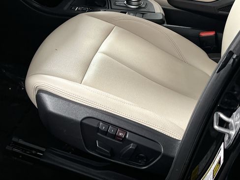 Used 2022 BMW X1 xDrive28i AWD/4WD image 15