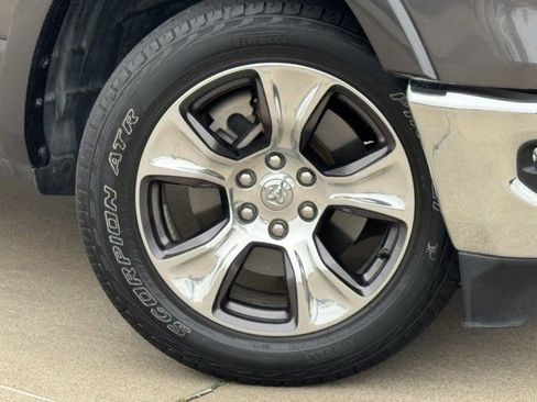 Used 2022 RAM 1500 Laramie image 32
