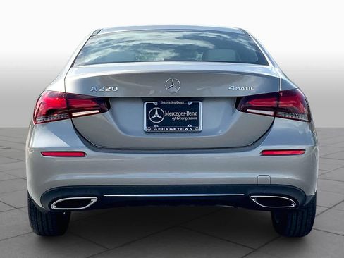 Used 2020 Mercedes-Benz A 220 4MATIC image 4