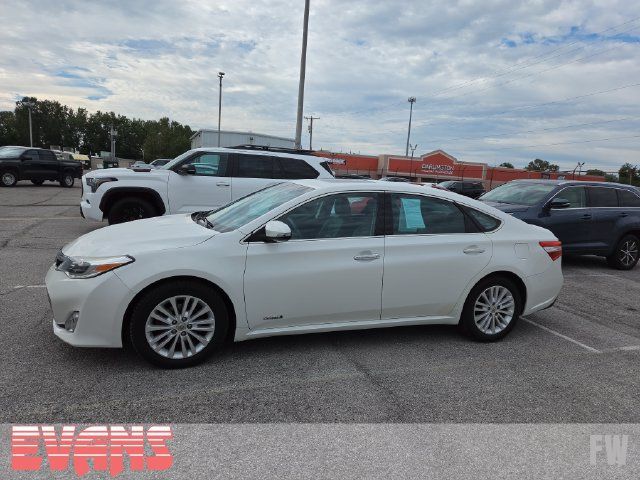 Used 2014 Toyota Avalon Limited FWD image 4