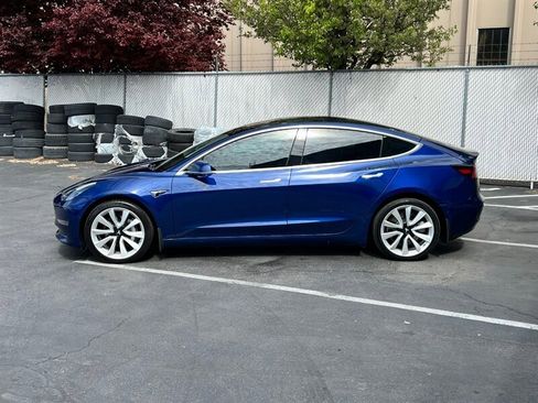 Used 2019 Tesla Model 3 Long Range image 4