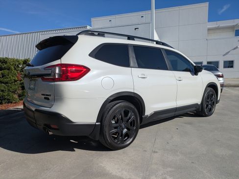 Used 2025 Subaru Ascent Bronze Edition AWD/4WD image 4
