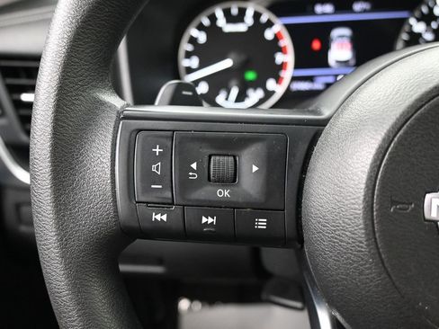Used 2023 Nissan Rogue S FWD image 20