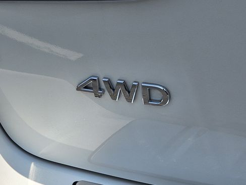 Used 2024 INFINITI QX80 Sensory AWD/4WD image 36