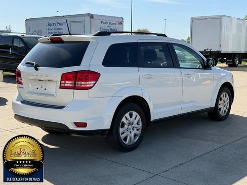 Used 2019 Dodge Journey SE FWD image 5
