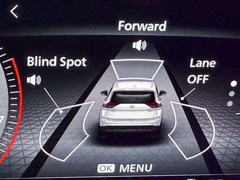 Certified 2024 Nissan Rogue SL image 25