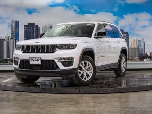 Used 2022 Jeep Grand Cherokee Limited image 2