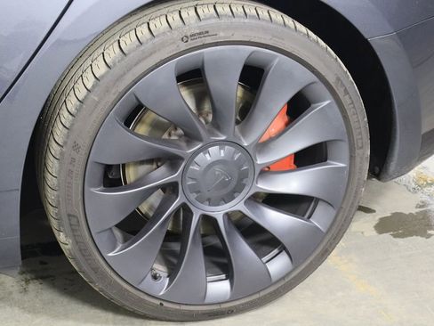 Used 2023 Tesla Model 3 Performance image 41