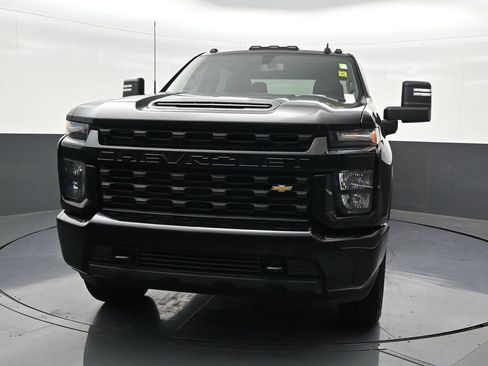 Used 2020 Chevrolet Silverado 2500 Custom w/ Custom Value Package AWD/4WD image 9