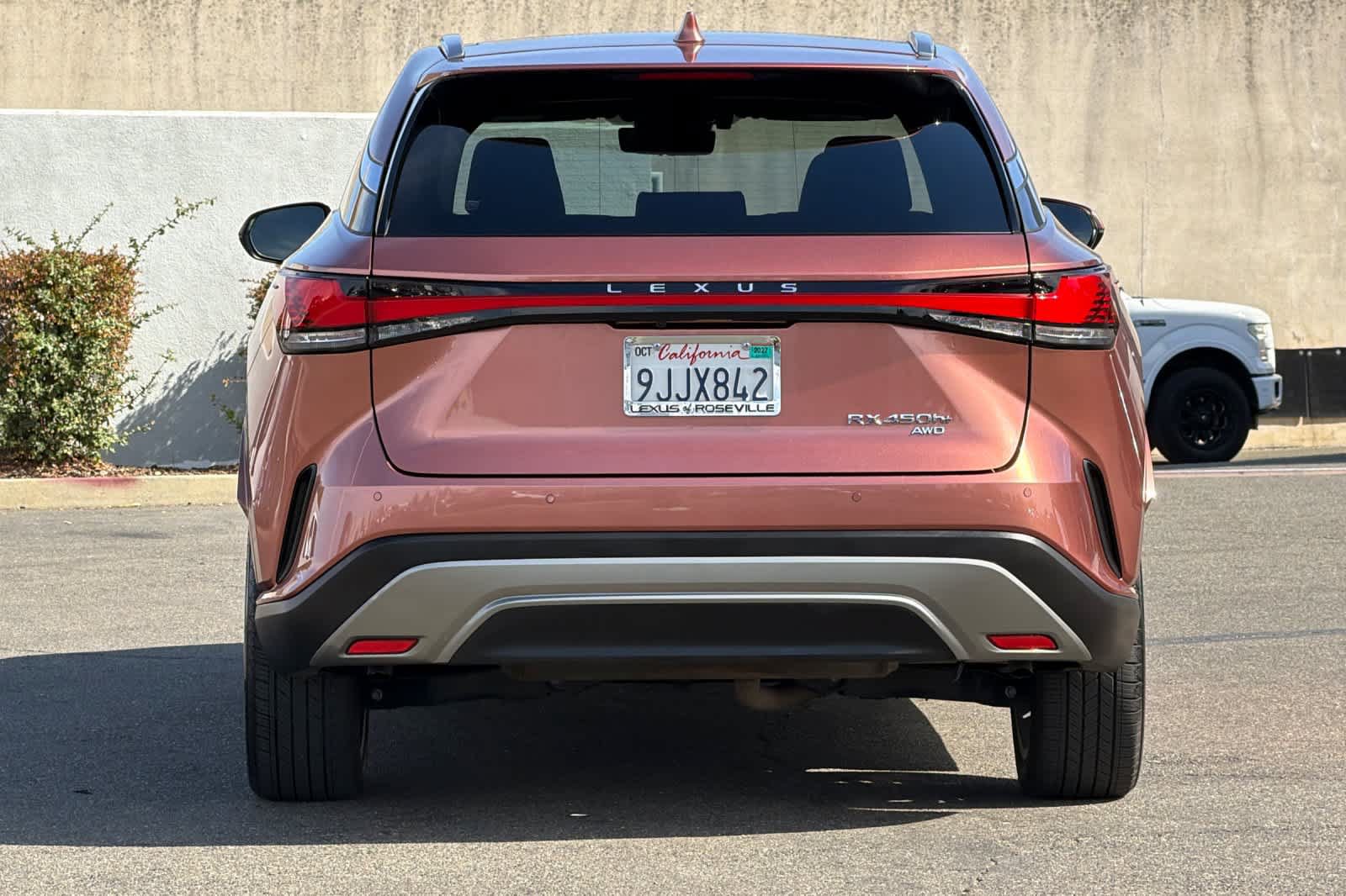 Certified 2024 Lexus RX 450h AWD w/ Convenience Package image 8