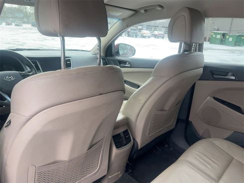 Used 2016 Hyundai Tucson Limited image 27