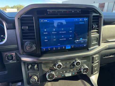 Used 2022 Ford F150 Platinum w/ Equipment Group 701A High image 28