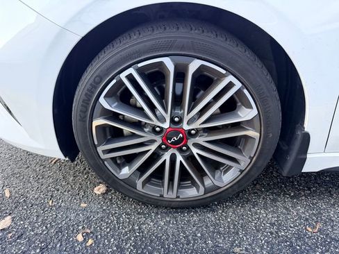 Used 2023 Kia Forte GT w/ GT2 Package image 10