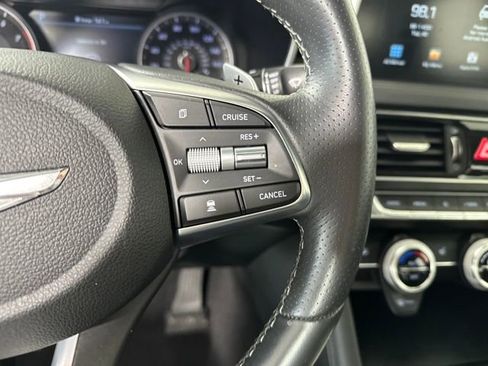 Used 2020 Genesis G70 2.0T image 16