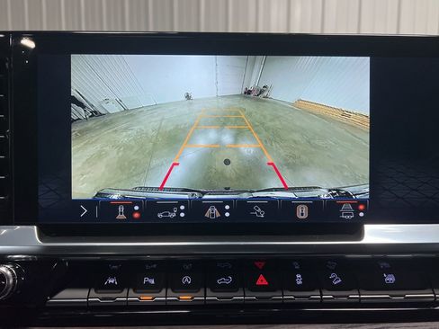 New 2026 GMC Sierra 1500 SLT w/ SLT Premium Plus Package image 17