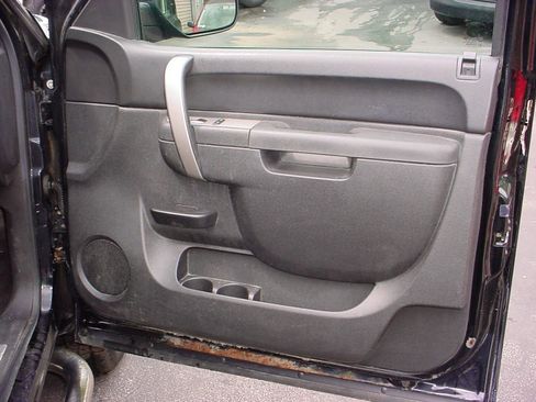 Used 2010 Chevrolet Silverado 1500 LT w/ Power Pack Plus image 29