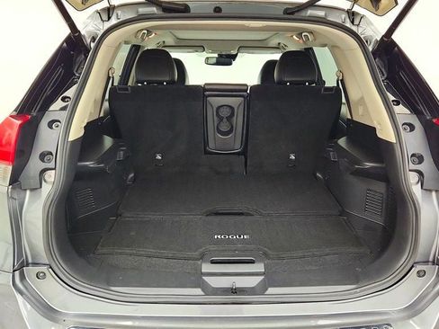 Used 2018 Nissan Rogue SL w/ Premium Package AWD/4WD image 22