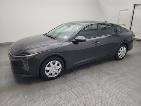 Used 2025 Kia K4 FWD image 2