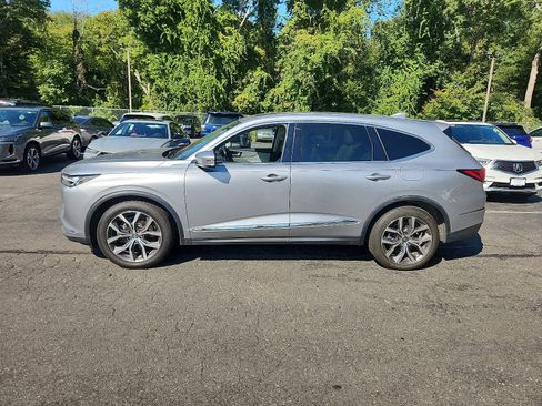Used 2023 Acura MDX SH-AWD w/ Technology Package image 8