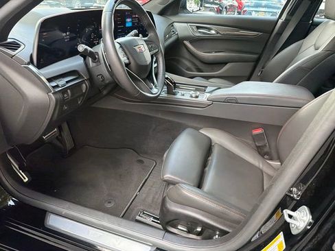 Used 2025 Cadillac CT5 Sport RWD image 9