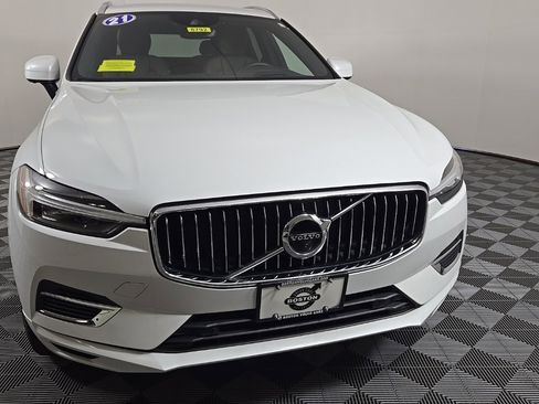 Used 2021 Volvo XC60 T8 Inscription Expression image 3