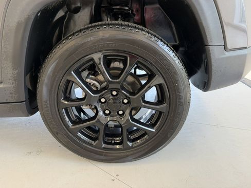 Used 2022 Jeep Compass Altitude w/ Convenience Group image 55