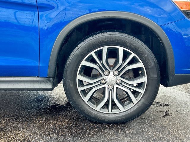 Used 2017 Mitsubishi Outlander Sport SE FWD image 13