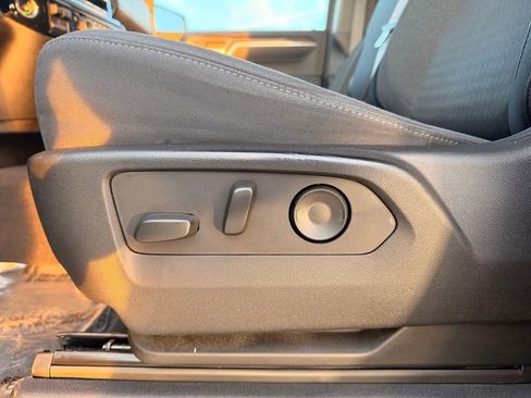 Used 2023 Chevrolet Silverado 1500 RST image 24