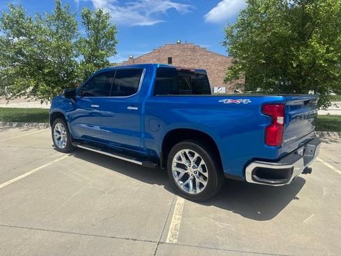 Used 2023 Chevrolet Silverado 1500 LTZ w/ LTZ Premium Package AWD/4WD image 5