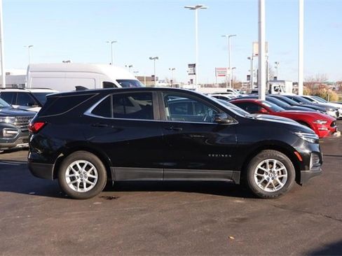 Used 2024 Chevrolet Equinox LT image 5