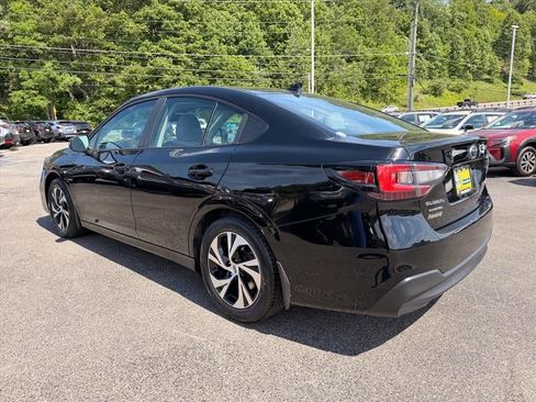 Used 2025 Subaru Legacy Premium AWD/4WD image 5
