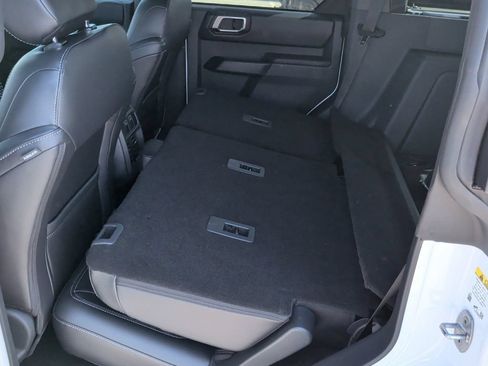 New 2026 Ford Bronco Outer Banks AWD/4WD image 40