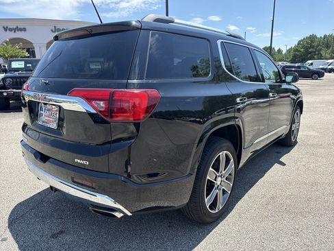 Used 2019 GMC Acadia Denali w/ Technology Package AWD/4WD image 7