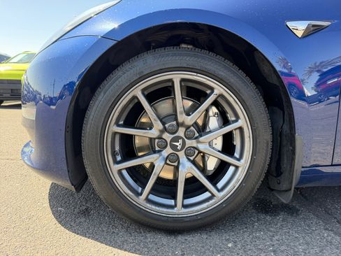 Used 2019 Tesla Model 3 Performance AWD/4WD image 26