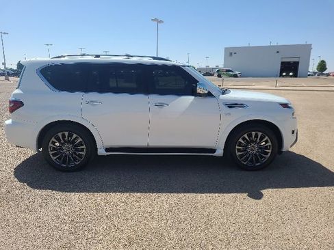 Certified 2021 Nissan Armada Platinum w/ Captain's Chairs Package AWD/4WD image 5