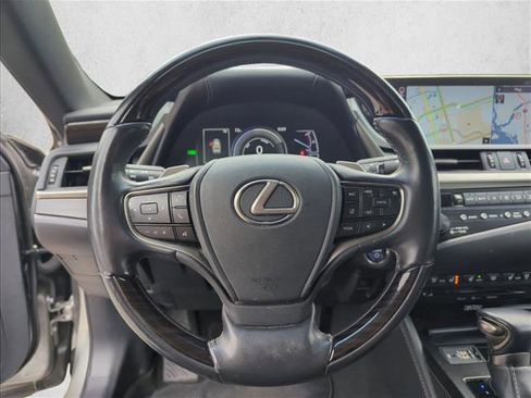 Used 2019 Lexus ES 300h w/ Accessory Package 2 FWD image 15