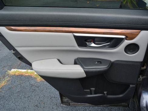 Used 2017 Honda CR-V EX-L image 11