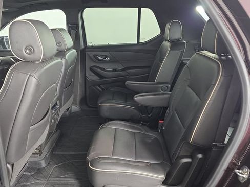 Used 2022 Chevrolet Traverse Premier w/ LPO, Floor Liner Package AWD/4WD image 22