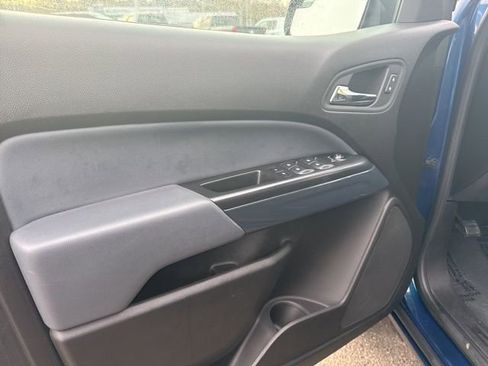 Used 2019 Chevrolet Colorado Z71 image 18