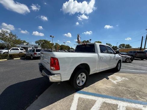 Used 2019 RAM 1500 Classic SLT image 5