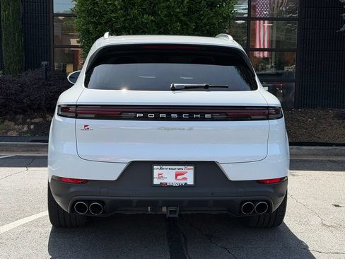 Used 2024 Porsche Cayenne S AWD/4WD image 14