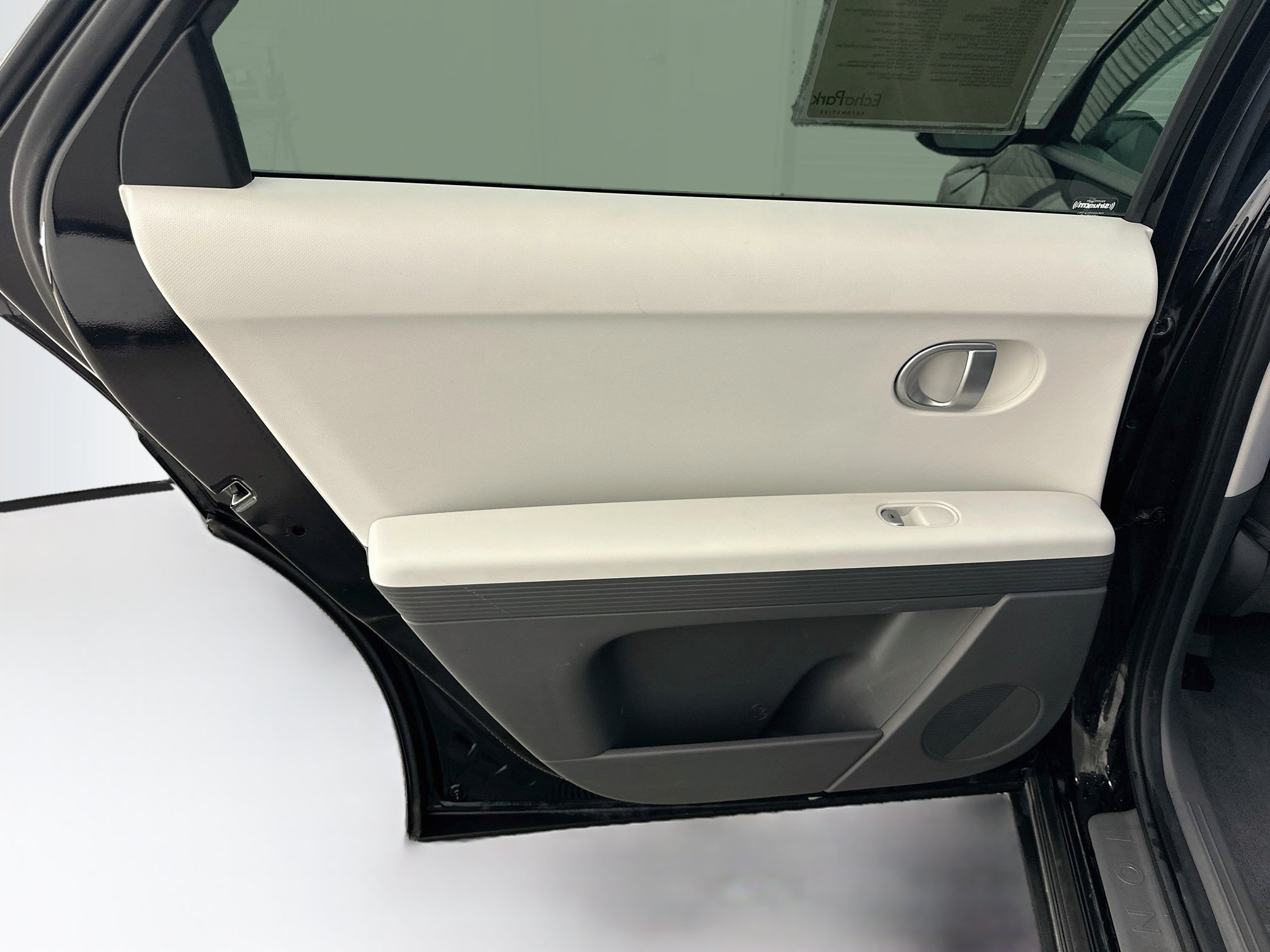 Used 2024 Hyundai Ioniq 5 SEL AWD/4WD image 27